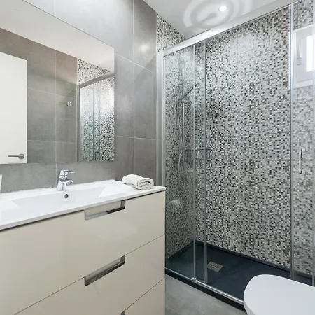 Assimetric, A Solo 50 Metros De La Playa Appartement *
