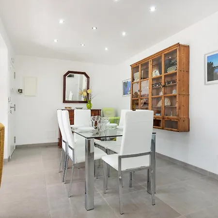 Assimetric, A Solo 50 Metros De La Playa Appartement *